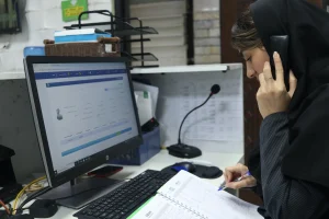 پشتیبان های تلفنی دندانپزشکی نیکان همیشه آماده پاسخگویی به سوالات شما هستند